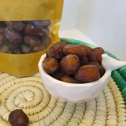 خرما پیارم آلوچه ای