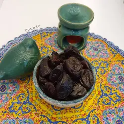 خرما خنیزی شیره دار