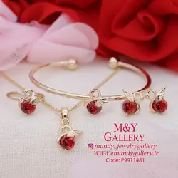 ست قوی قرمز بچگانه