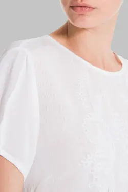 بلوز گلدوزی شده