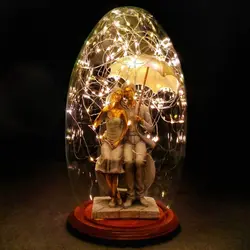 تندیس چتر عاشقی