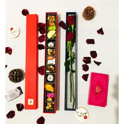 پک یلدایی تنقلات و گل و حافظ