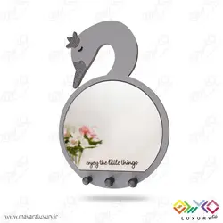 آینه دکوراتیو اتاق کودک طرح قو MKIDS57