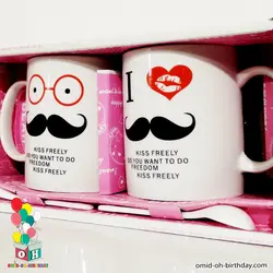 ست ماگ قاشق دار طرح سبیل kiss freely کد F0019