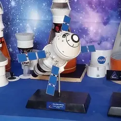 ماکت بزرگ فضاپیمای SLS ORION کد 3907
