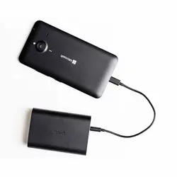 پاوربانک Microsoft مدل DC-32 ظرفیت ۵۲۰۰ میلی آمپر ساعت