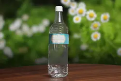 گلاب دو آتیشه یک و نیم لیتری