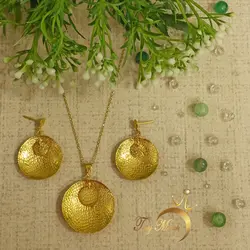 نیم ست طلا ۱۸ عیار چکشی تاج ماه