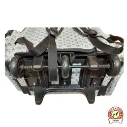 کیف حمل ترولی با چرخ و دسته ی ریلی سایز متوسط Karez