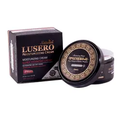 کرم آبرسان لوسرو حاوی روغن بادام حجم 150ml