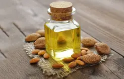 روغن بادام تلخ