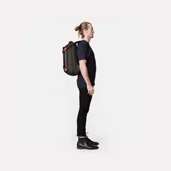 خرید آنلاین فریزرکوله پشتی لپ تاپ کرامپلر مدل (خاکی/طوسی) - Dry Red NO.5 با کد DR5002-G14150 | فروشگاه اینترنتی Radek - لذت خرید آنلاین