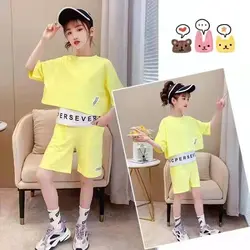 سه تکه کراپ و تاپ و شلوارک