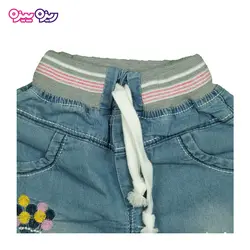 شلوارک جین راسته پاپیون‌دار طرح دختر بادکنک به دست کد 2586