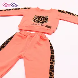 ست بلوز و شلوار سوپر پنبه لاکرا دار اسلش استیکردار طرح LO cute کد 2716