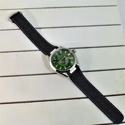 OMEGA SEAMASTER AUTOMATIC AXIAL8900 اومگا اتومات مکانیکی ،، شیشه سافایر کریستال ،، صفحه سبز