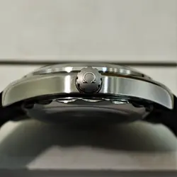 OMEGA SEAMASTER AUTOMATIC AXIAL8900 اومگا اتومات مکانیکی ،، شیشه سافایر کریستال ،، صفحه سبز