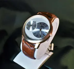 ABBYGALE watch طرح جدید ابی گل 2 موتوره با بغل ثانیه بزرگ تقویم دار طراحی استثنایی و بی نظیر بارنگ قاب مسی براق