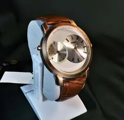 ABBYGALE watch طرح جدید ابی گل 2 موتوره با بغل ثانیه بزرگ تقویم دار طراحی استثنایی و بی نظیر بارنگ قاب مسی براق
