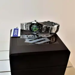 SEIKO 5 4S26-05X1 زنانه ساخت ژاپن سیکو 5 زنانه با موتور قدرتمند ژاپن ** درب استیل ** با تقویم روزشمار و ایام هفته لاتین و فارسی