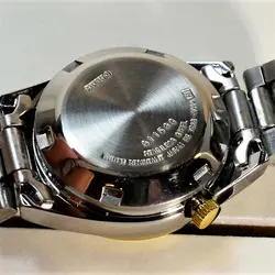 SEIKO 5 7S26-3040 زنانه ساخت ژاپن سیکو 5 زنانه با موتور قدرتمند ژاپن ** استیل ** با تقویم روزشمار و ایام هفته لاتین