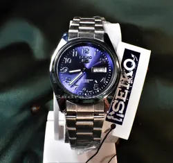 SEIKO 5 SK320 ساخت ژاپن سیکو موتور ژاپن &amp; کلا استیل ، با تقویم روزشمار وایام هفته لاتین
