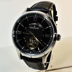 JAEGER-LECOULTRE AUTOMATIC NO.176.2.64S کلکسیونی جاگر لکولتره اتوماتیک *** شیشه کریستال سافایر *** ساده و خوش طرح . کمیاب