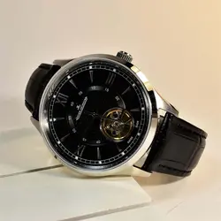 JAEGER-LECOULTRE AUTOMATIC NO.176.2.64S کلکسیونی جاگر لکولتره اتوماتیک *** شیشه کریستال سافایر *** ساده و خوش طرح . کمیاب