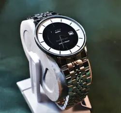 LAROS QUARTZ 5 STAR موتورژاپن لاروس موتور ژاپن ،، درب استیل ،، باصفحه دو رنگ و تقویم روزشمار بسیار شیک و لوکس