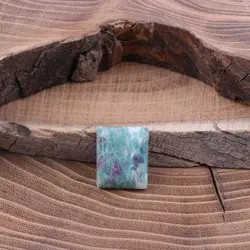 نگین مستطیلی روبی فوچسایت