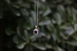 مدال نقره با نگین یاقوت