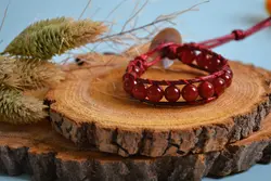 دستبند عقیق قرمز با چرم مصنوعی کد D90