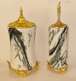 سطل و شویه با سنگ رگه دار