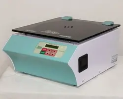 سانتریفیوژ آزمایشگاهی