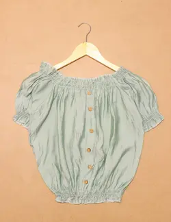 شومیز دکمه چوبی