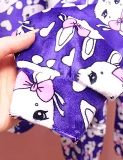 ست بلوز و شلوار مخمل طرحدار با طرحهای عروسکی ۲