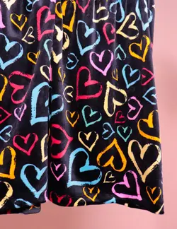 ست تاپ و شلوارک مخمل طرحدار