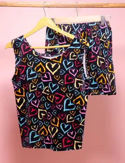 ست تاپ و شلوارک مخمل طرحدار