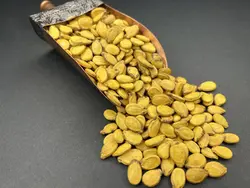 تخمه محبوبی زرد