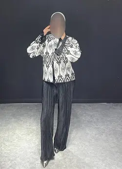 ست کت لینن چاپی+شلوار پلیسه vector کد ۶۴۴۰۰۵