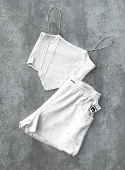 ست کراپ بندی+شلوارک جیب دارLine  کد ۱۸۸۰۷۸