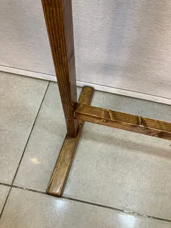 رگال چوبی بغل رخت آویز
