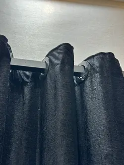 پرده اتاق پرو مشکی