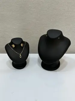 مانکن جواهرات دکتری بزرگ مشکی