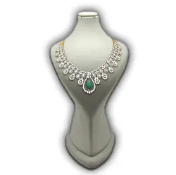 مانکن جواهرات مدل قلب