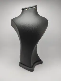 مانکن جواهرات ملکه