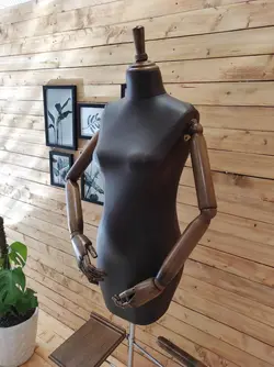 مانکن پینوکیو زنانه