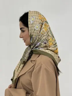 روسری ابریشم قواره ۹۰ کد ۲۴۶