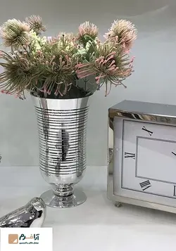 گلدان شیشه ای پایه دار