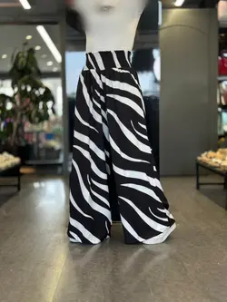 شلوار بگ پارچه ای طرح دار کد ۲۵۴۳